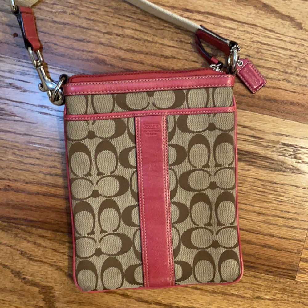 COACH Crossbody Pink Stripe adjustable Purse Bag